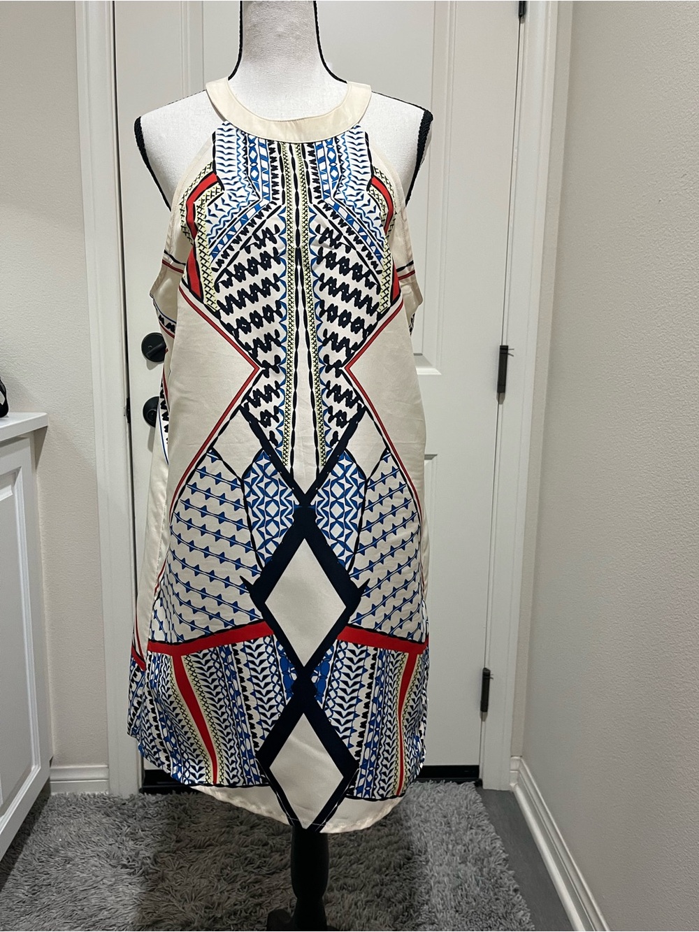 VENUS Cream Shift Dress with Blue and Red Geometric Print size L - Picture 2 of 5